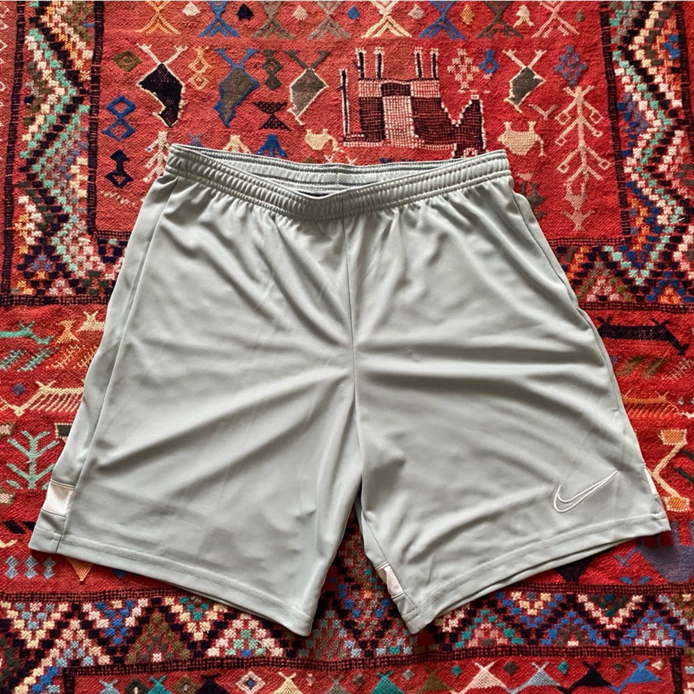 NWOT | Nike Gray Men's Athletic Shorts